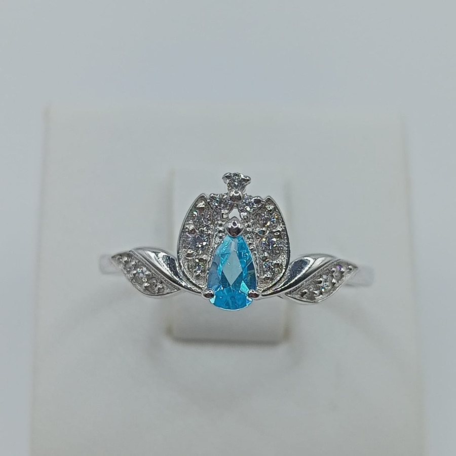 Кольцо серебряное женское 925 с фианитами