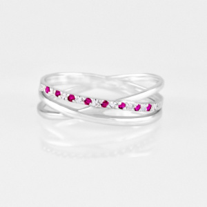 Кольцо с бело-рубиновыми вставками 120140-4